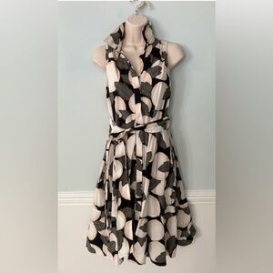Ann Taylor printed dress sleeveless loose fitting collar button front M